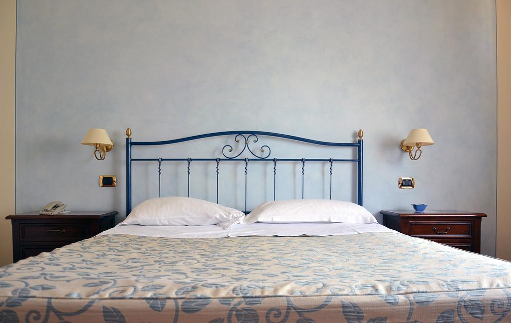 Villa Luigi Hotel & Restaurant Nuova Gestione Villa Rosa Di Martinsicuro Cameră foto